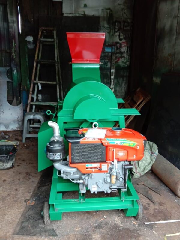 Mesin Pencacah Kubota (1)